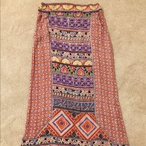 Boho maxi skirt with pockets